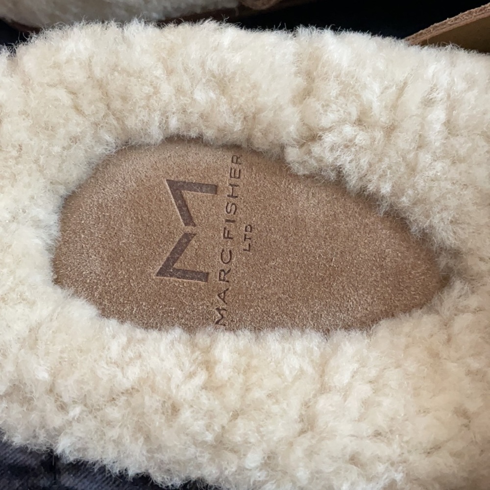 marc fisher sherpa sandals - Picture 5 of 8